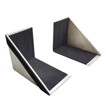 Vue de 3/4 de 2 Extrémités pour barrière anti-inondation en inox