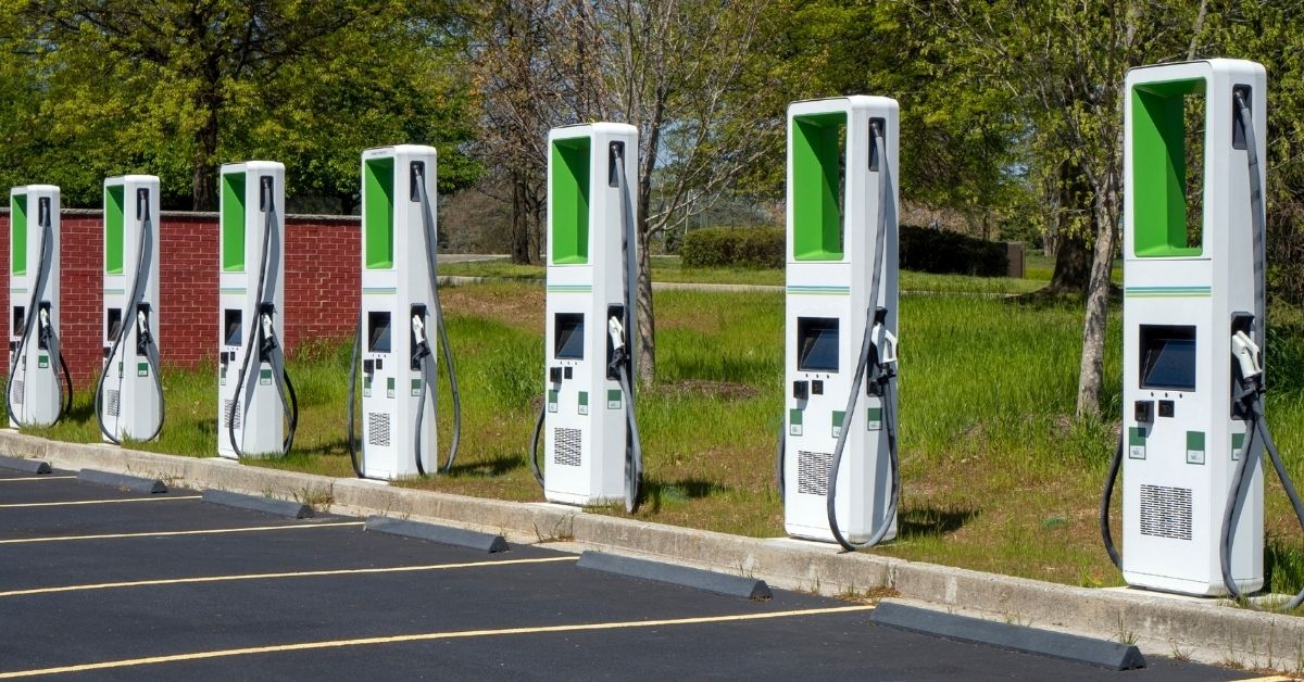 Installer une butée de parking devant une borne électrique - Panostock