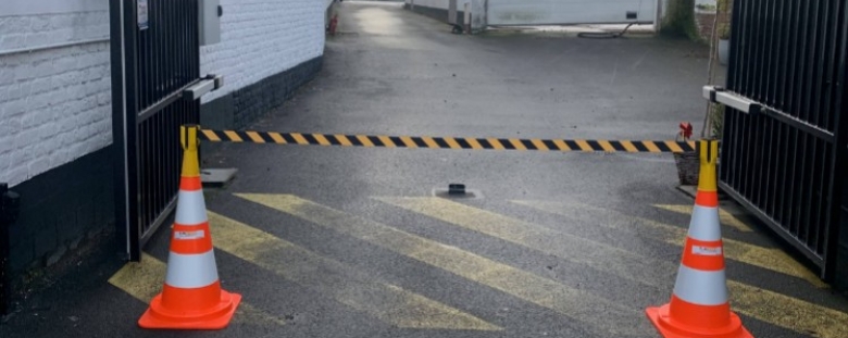 Livraison de cônes de chantier avec enrouleur à sangle